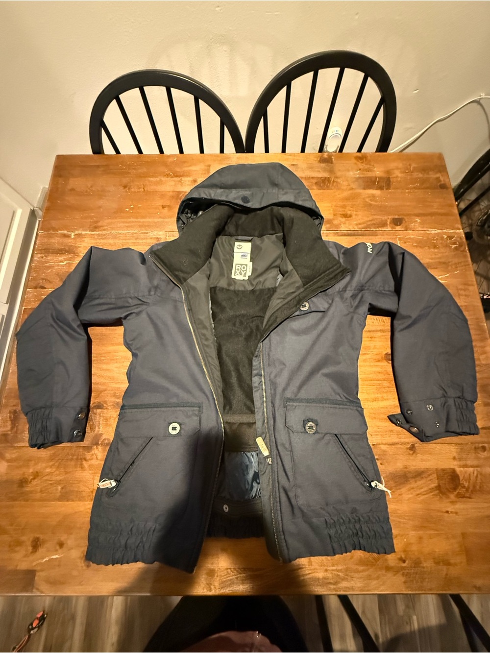 Roxy Women’s Navy Ski Jacket with Fleece Lining